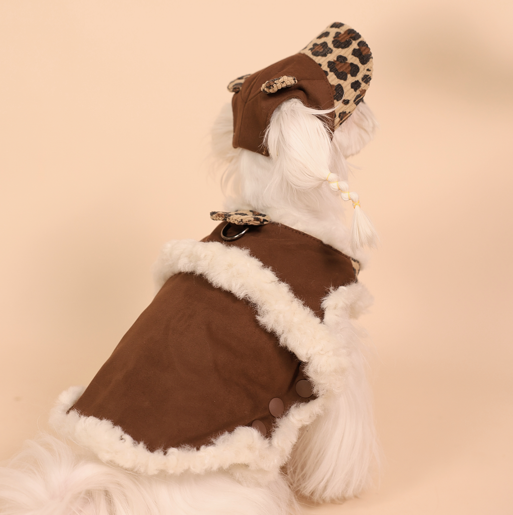 Leopard Sweetheart Wool-Blend Pet Vest with Leash Ring