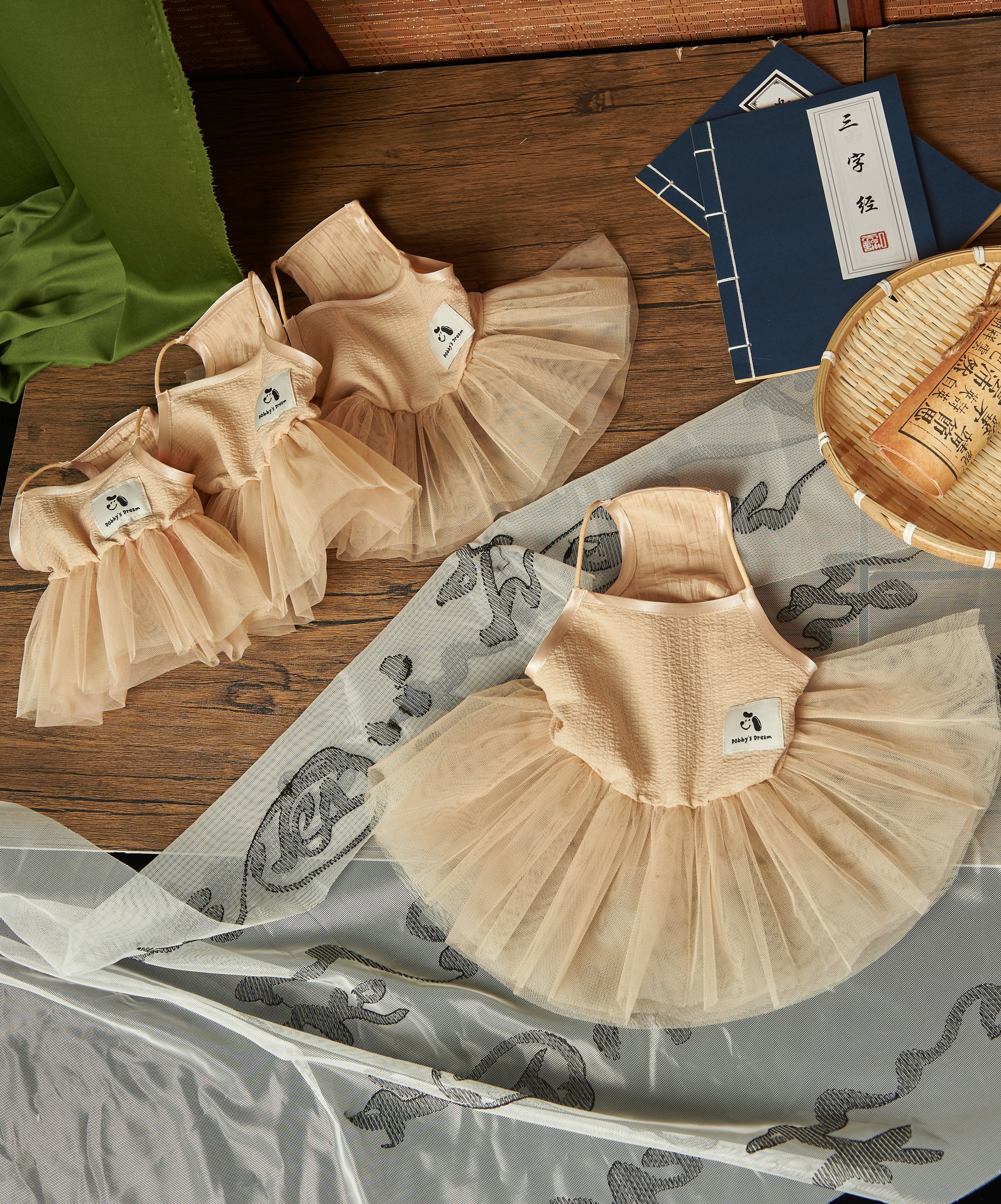 New Chinese Tang Pet Outfit – Sister Style